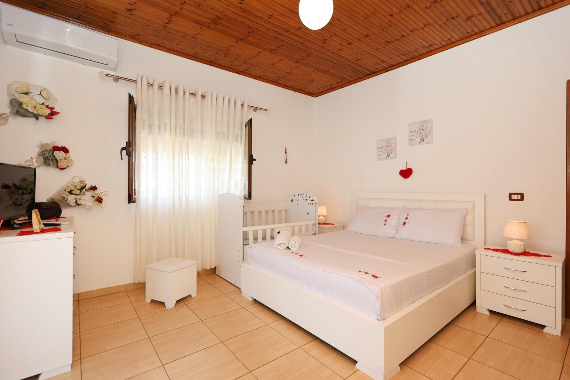Villa Kevin Berat Exterior foto